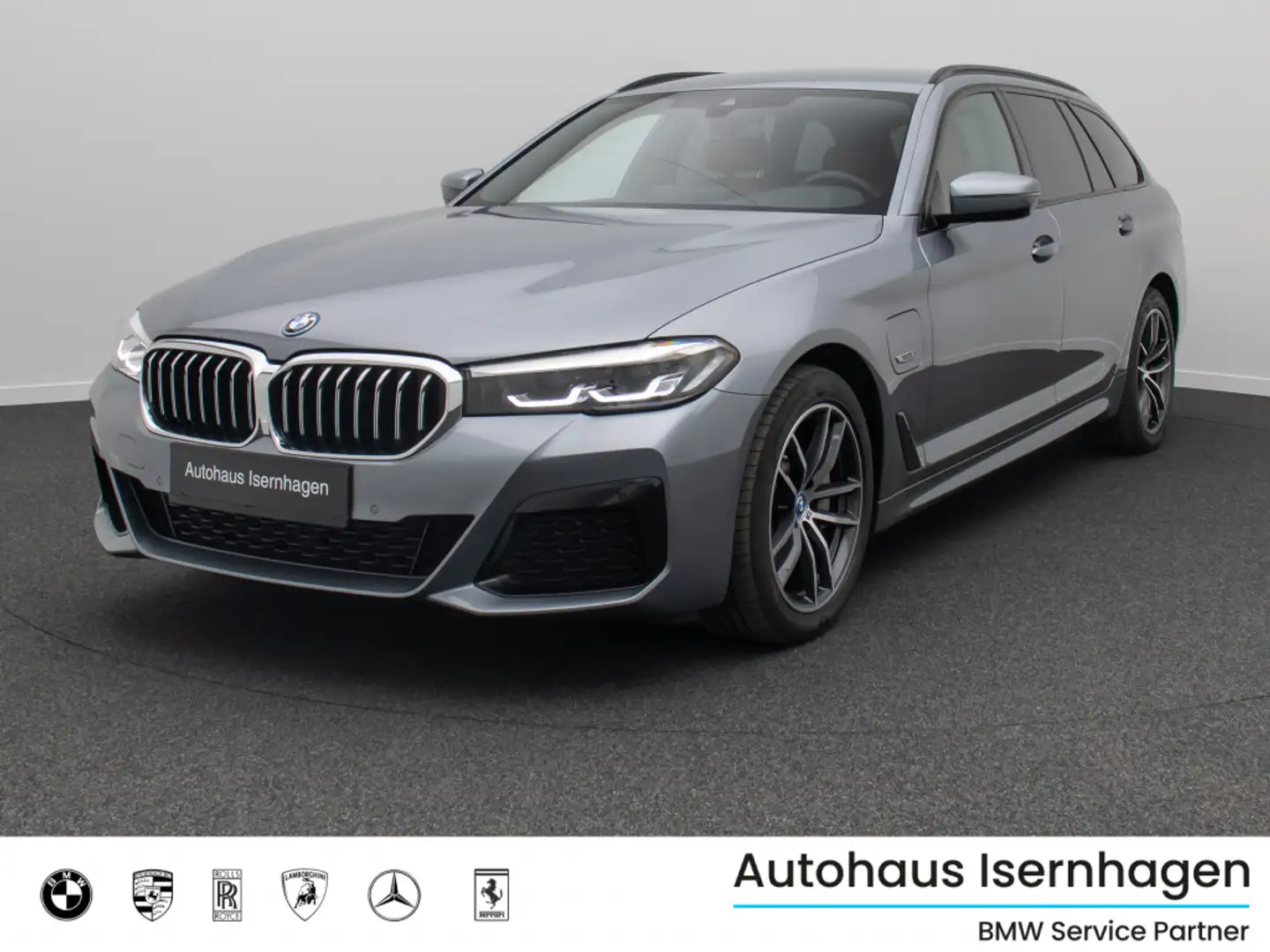 BMW 530 M Sport DAB Kamera AHK Memory Alarm 18Zoll Stříbrná - 1