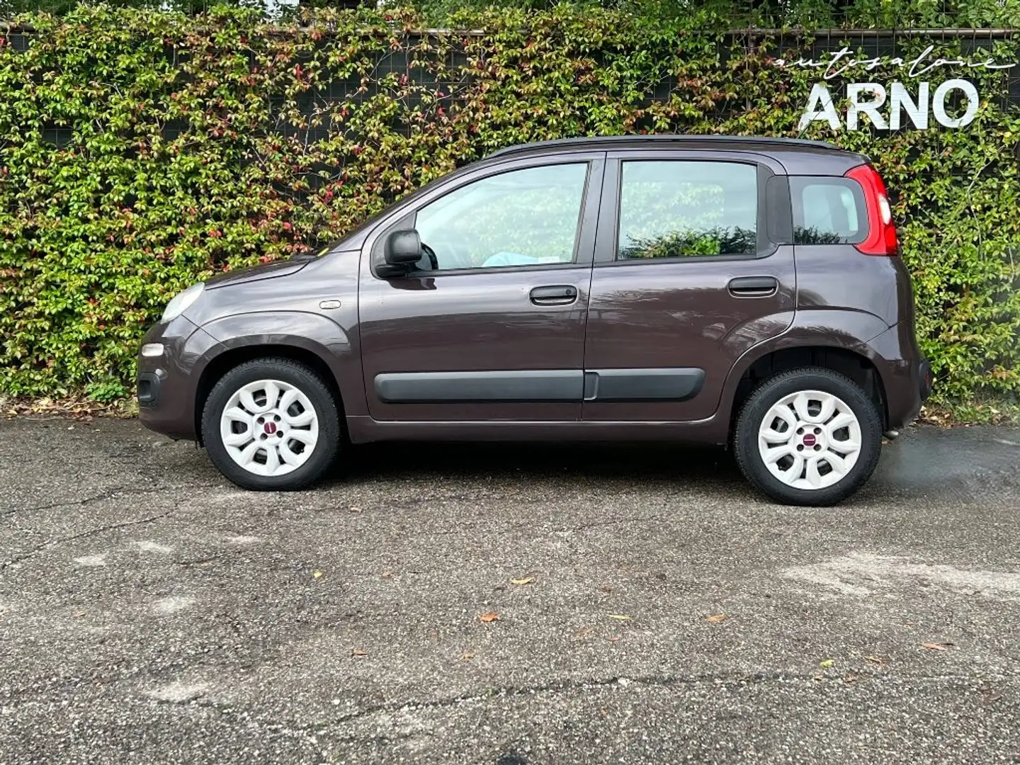 Fiat Panda 0.9 TwinAir Turbo Natural Power Lounge Hnědá - 2