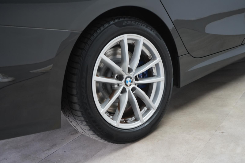 BMW 330 i Touring M Sportpaket AHK/Alcantara/Kamera — photo 14