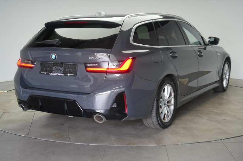 BMW 330 i Touring M Sportpaket AHK/Alcantara/Kamera — photo 4