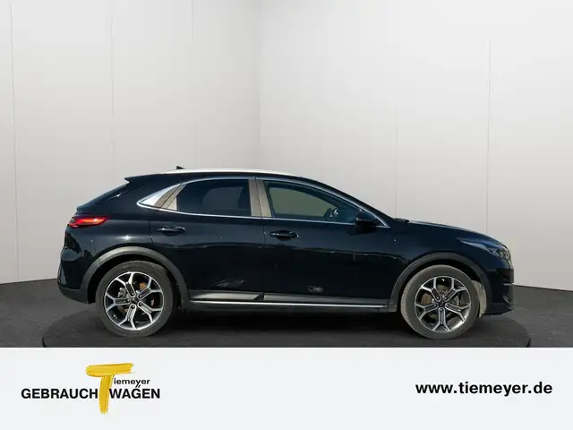 Kia Xceed view 4