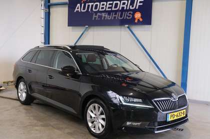 Skoda Superb Combi 1.4 TSI ACT Style Business Automaat - N.A.P.