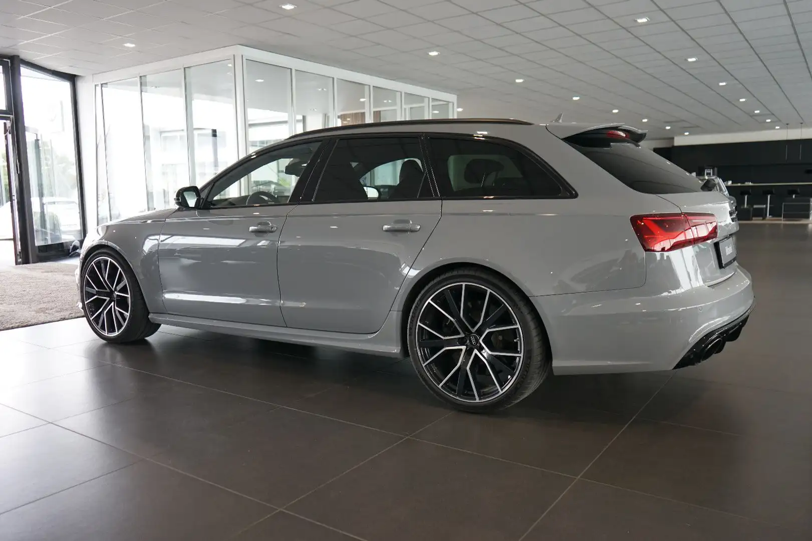 Audi RS6 performance | HuD | Pano | Keramik | 305km/h Grey - 2