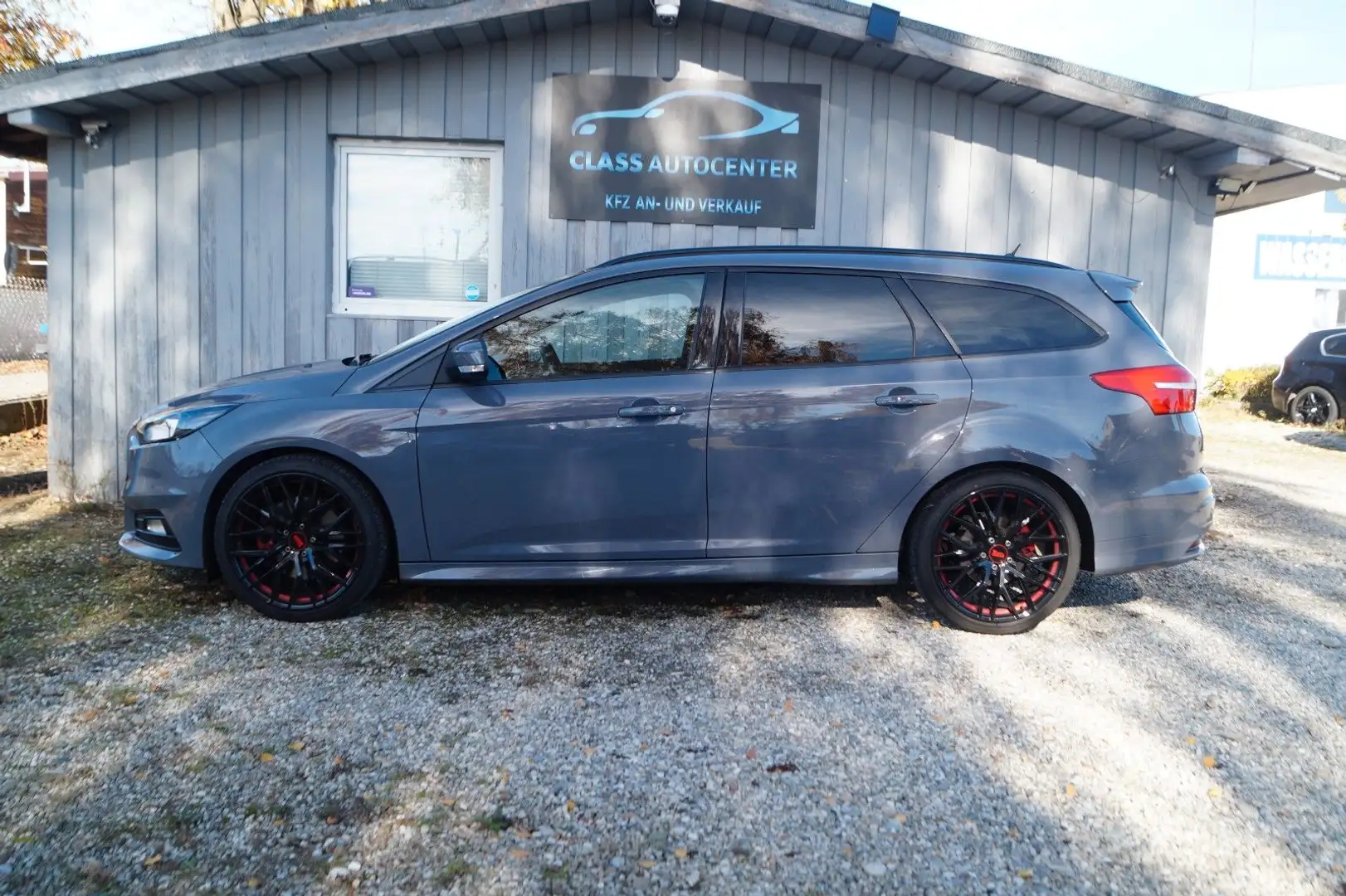 Ford Focus Turnier ST|2.Hand|19"MAM|Navi| Gris - 2