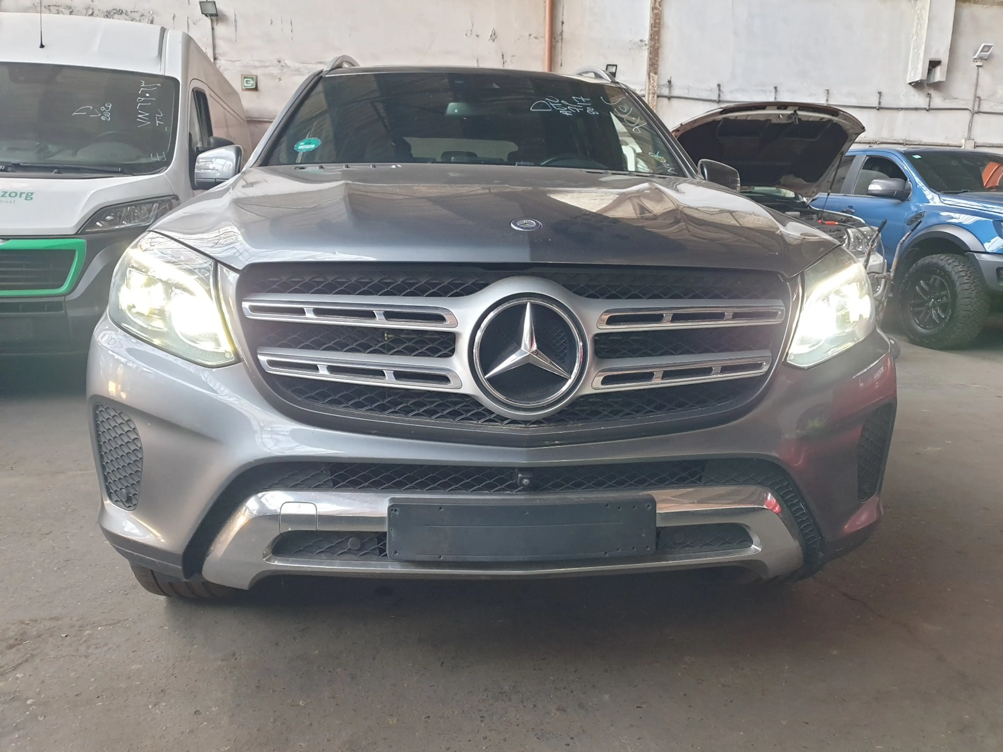 Mercedes-Benz GL 350 GL 350 d 4-Matic — photo 2