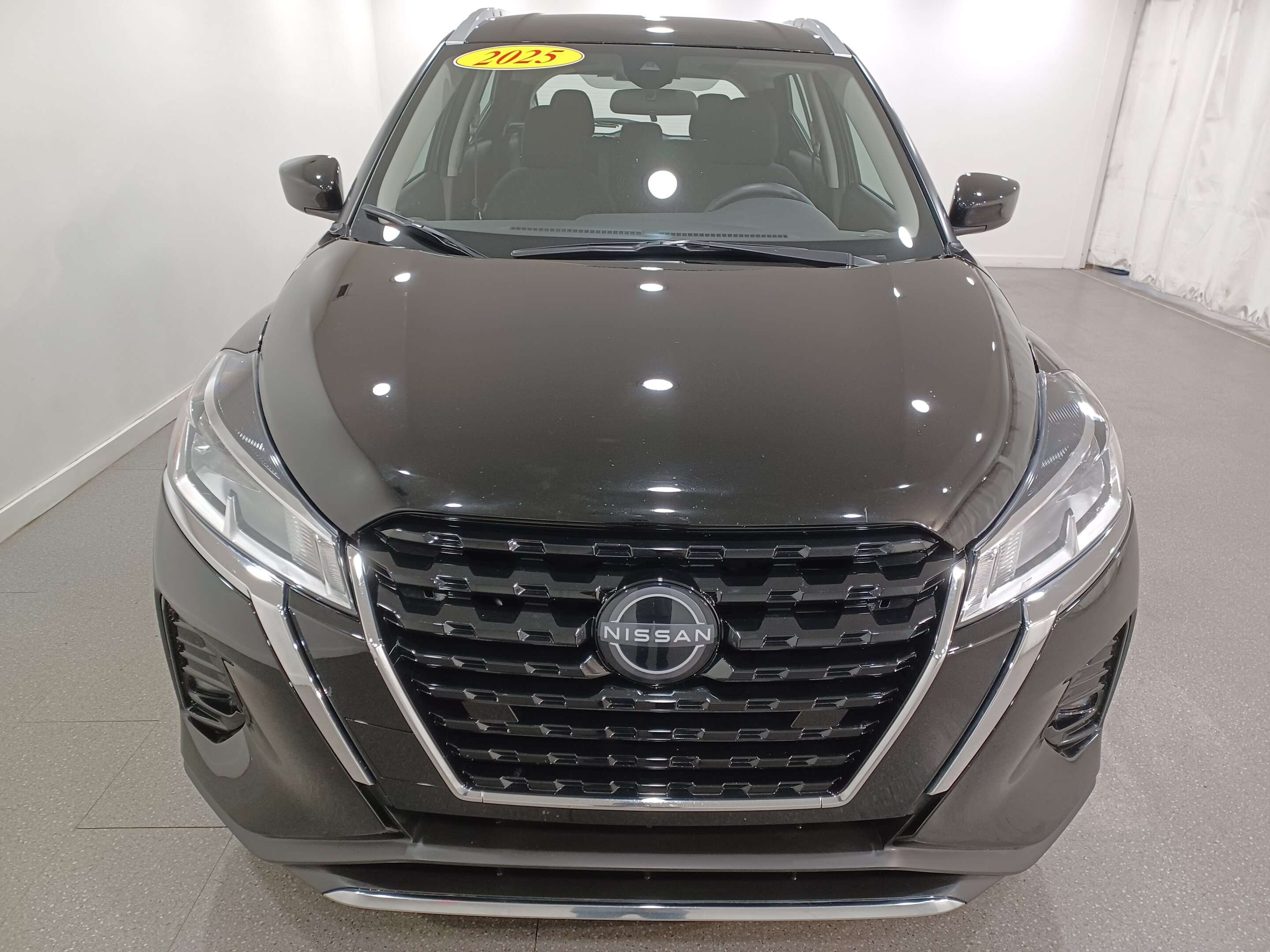 2025 Nissan Kicks SV*Adaptive Cruise | Remote Start | Htd Seats | Ca — снимка 1
