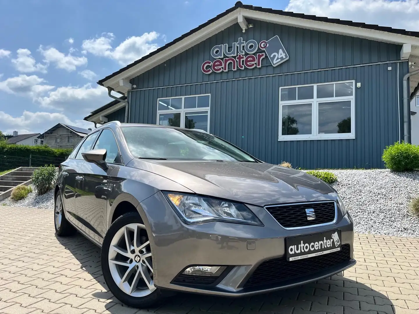 SEAT Leon ST Style°Tüv NEU°Klimaauto.°Alu°2.Hand° Gris - 1