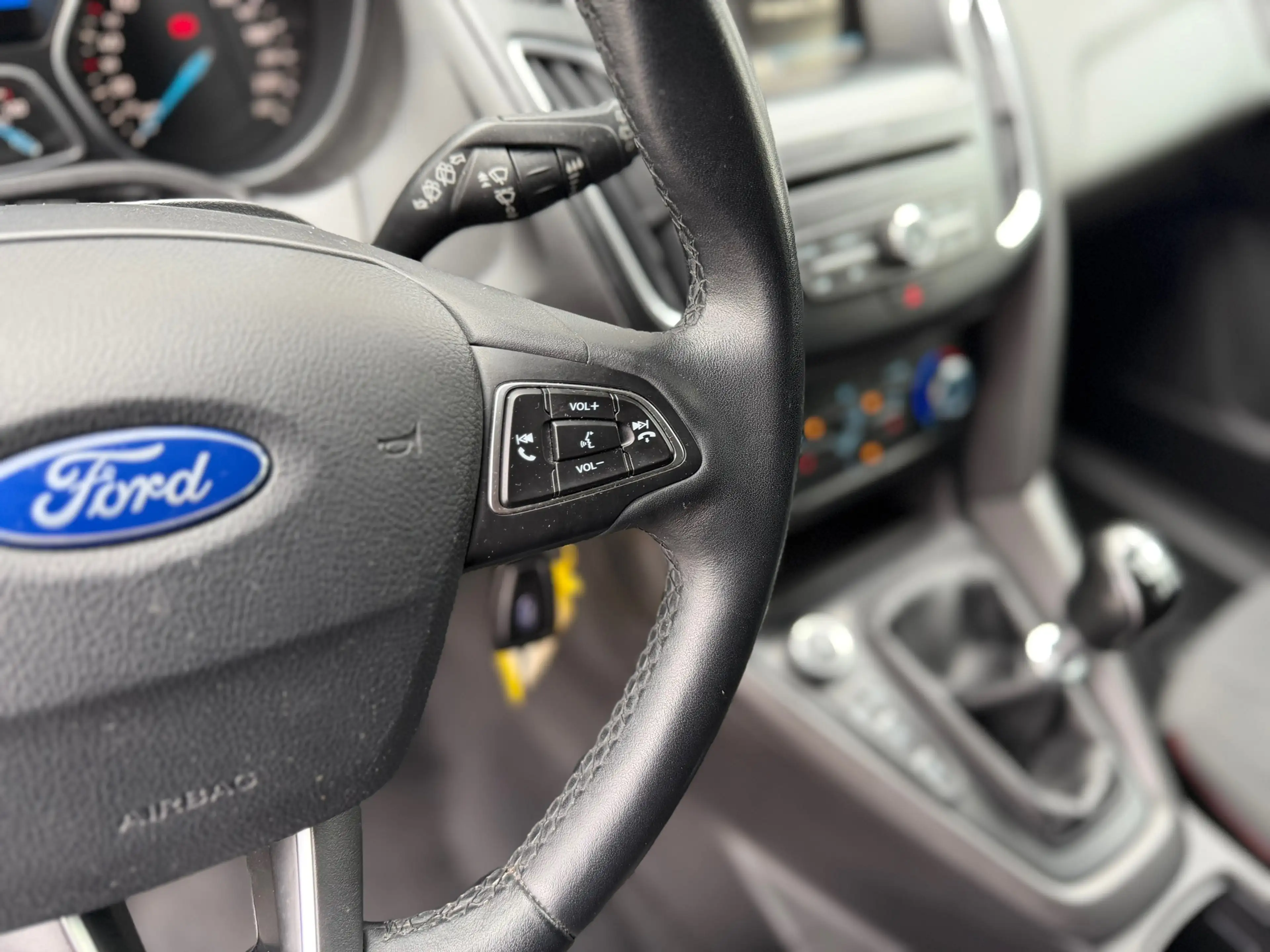 Ford Focus Wagon 1.5 Titanium Trekhaak Stoel Stoelverwarming — photo 29