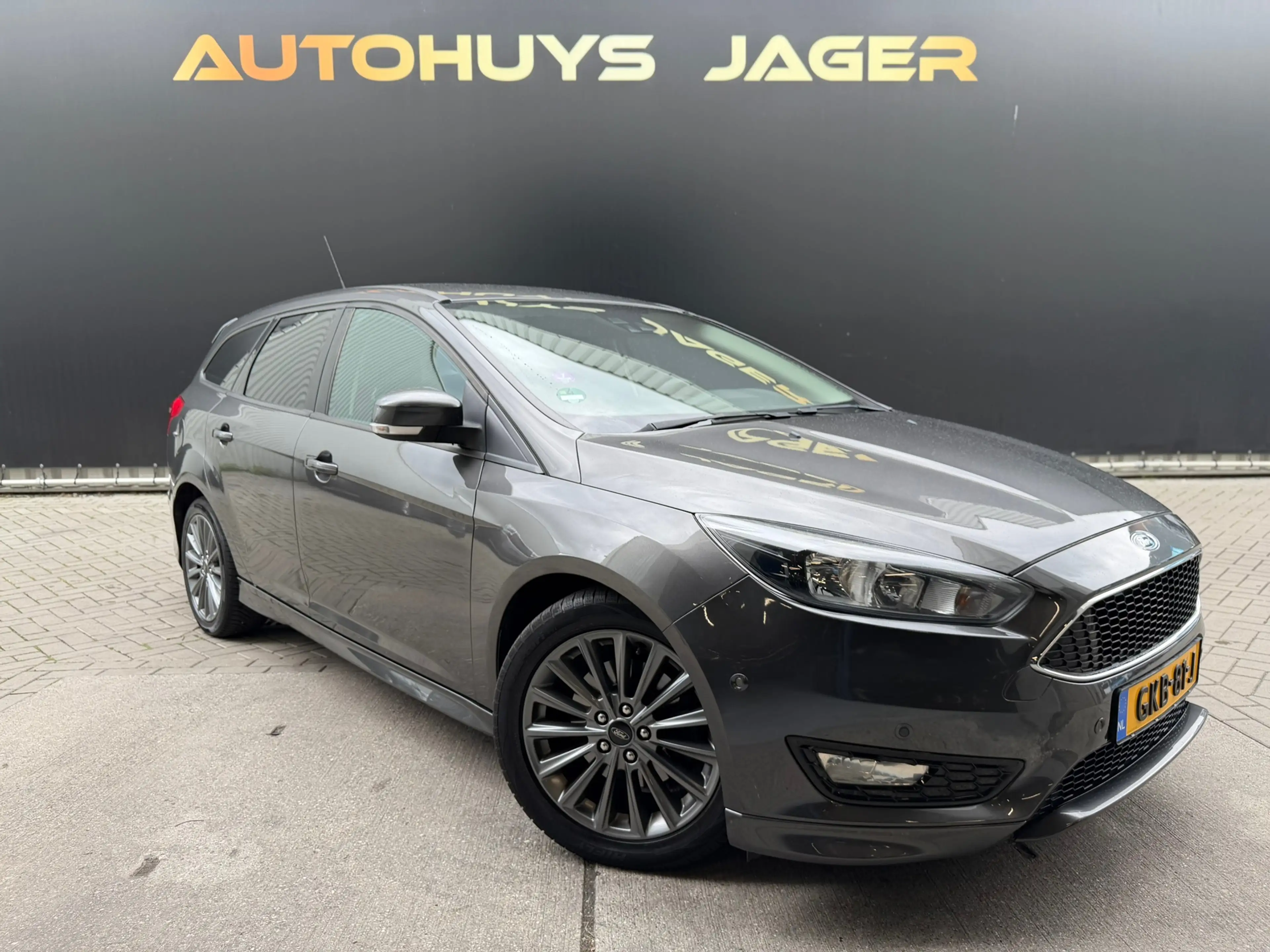Ford Focus Wagon 1.5 Titanium Trekhaak Stoel Stoelverwarming — photo 10