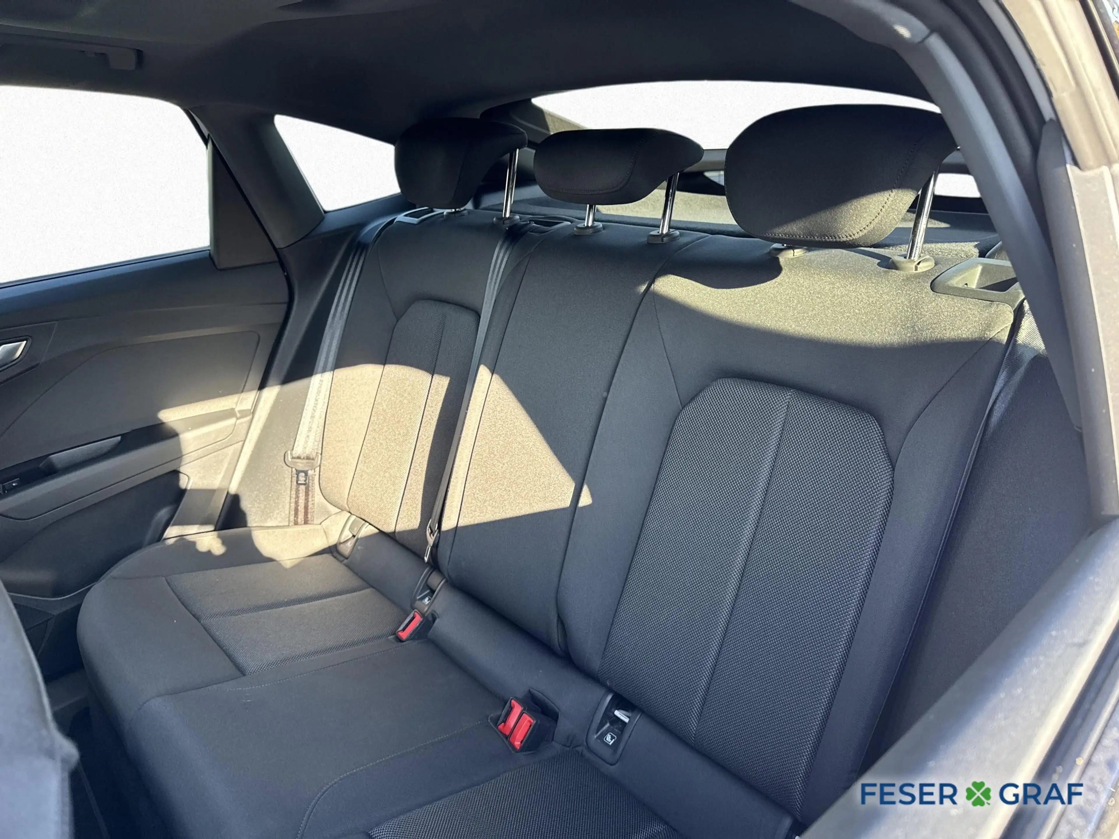 Audi Q4 e-tron Sportback 35 advanced PANO KAMERA NAVI — photo 11