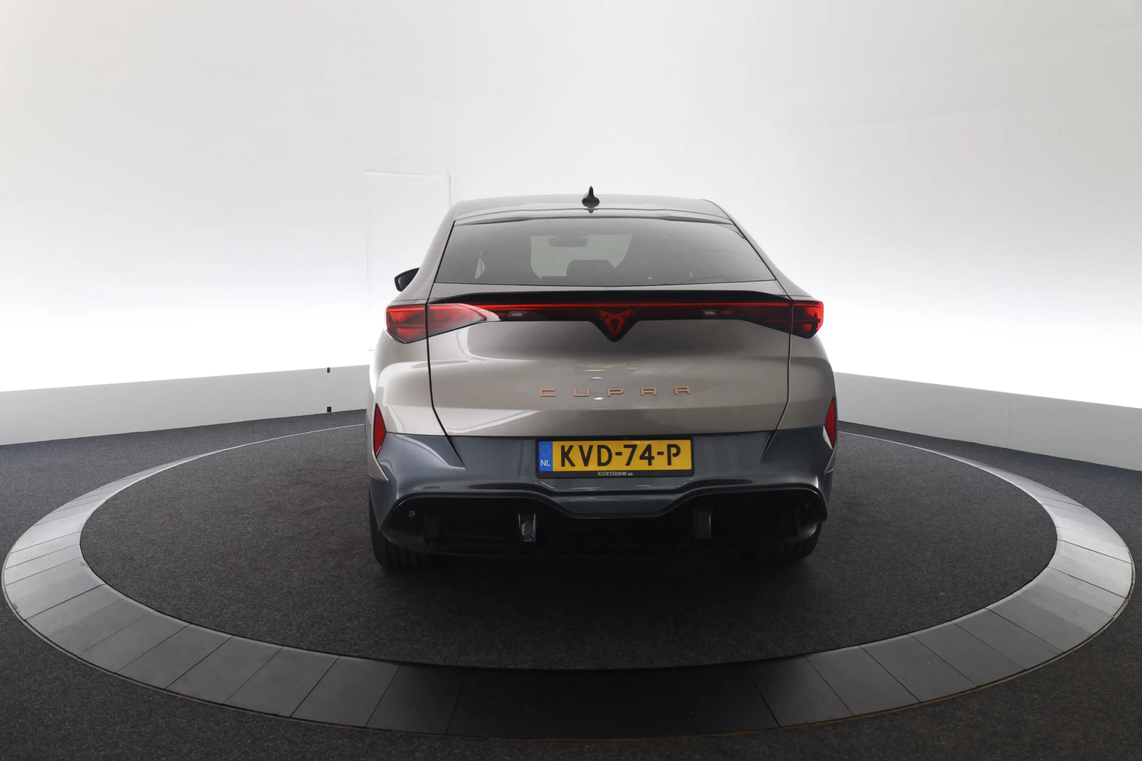 CUPRA Tavascan Business 82 kWh 286PK, 360gr. Camera, Stoelverwarm — photo 11
