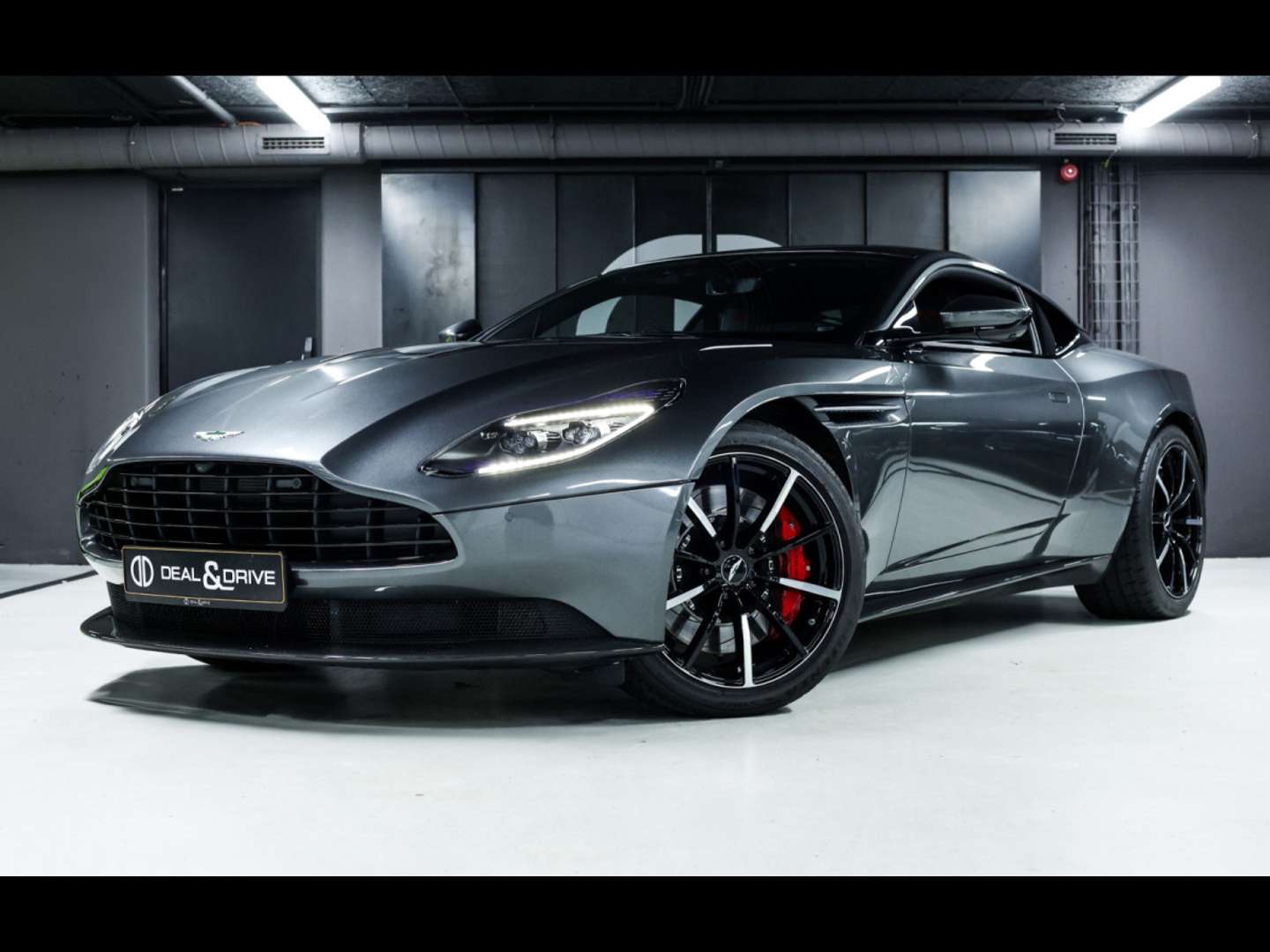 Aston Martin DB11 Coupé V12 -  - Joinsteer - #3