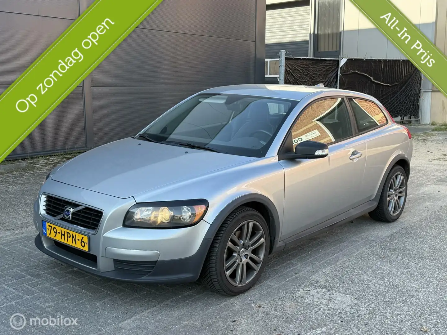 Volvo C30 1.8F Momentum|APK|AIRCO| Grau - 1