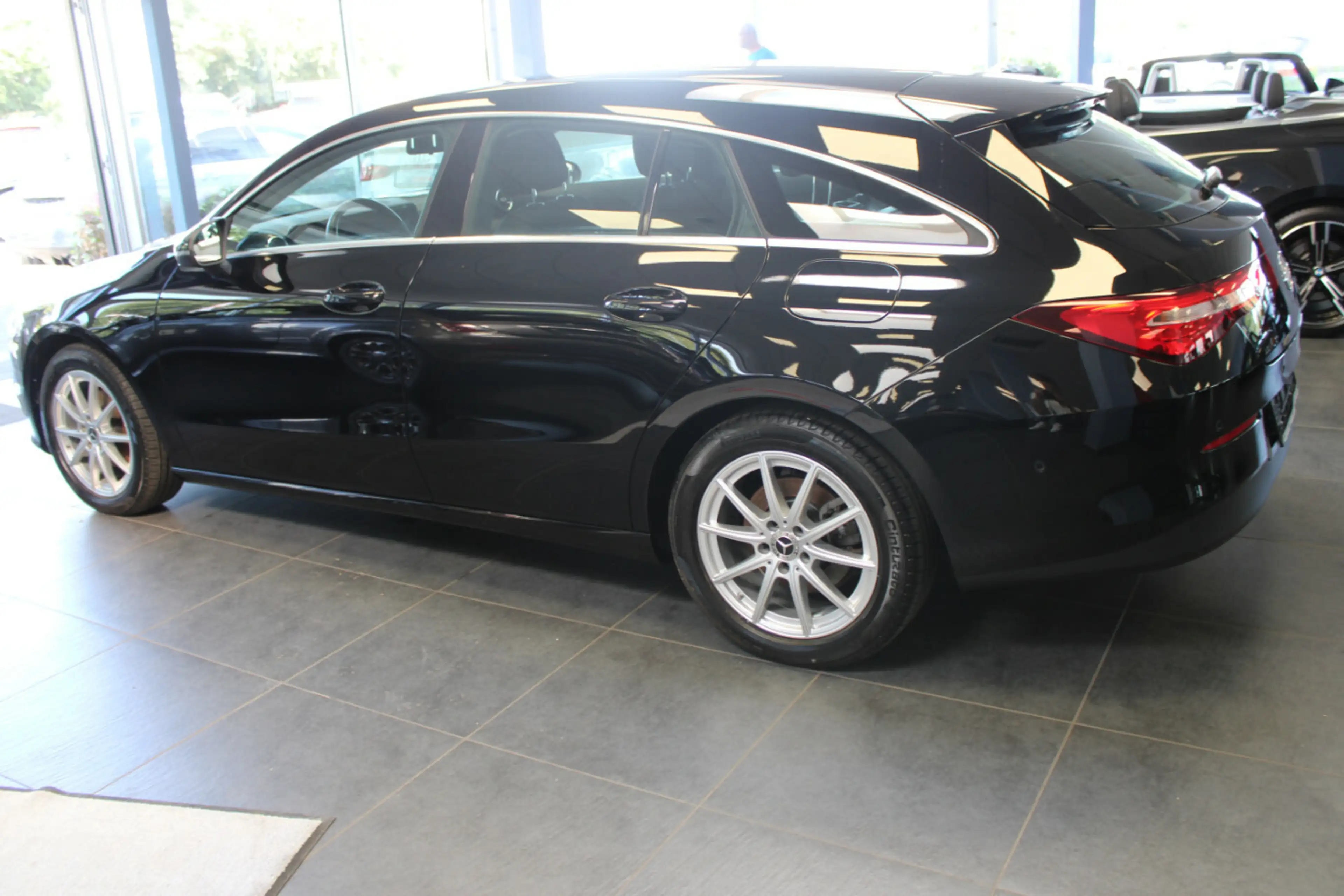 Mercedes-Benz CLA 180 7G-DCT Navi - BT. - Shz. — photo 4