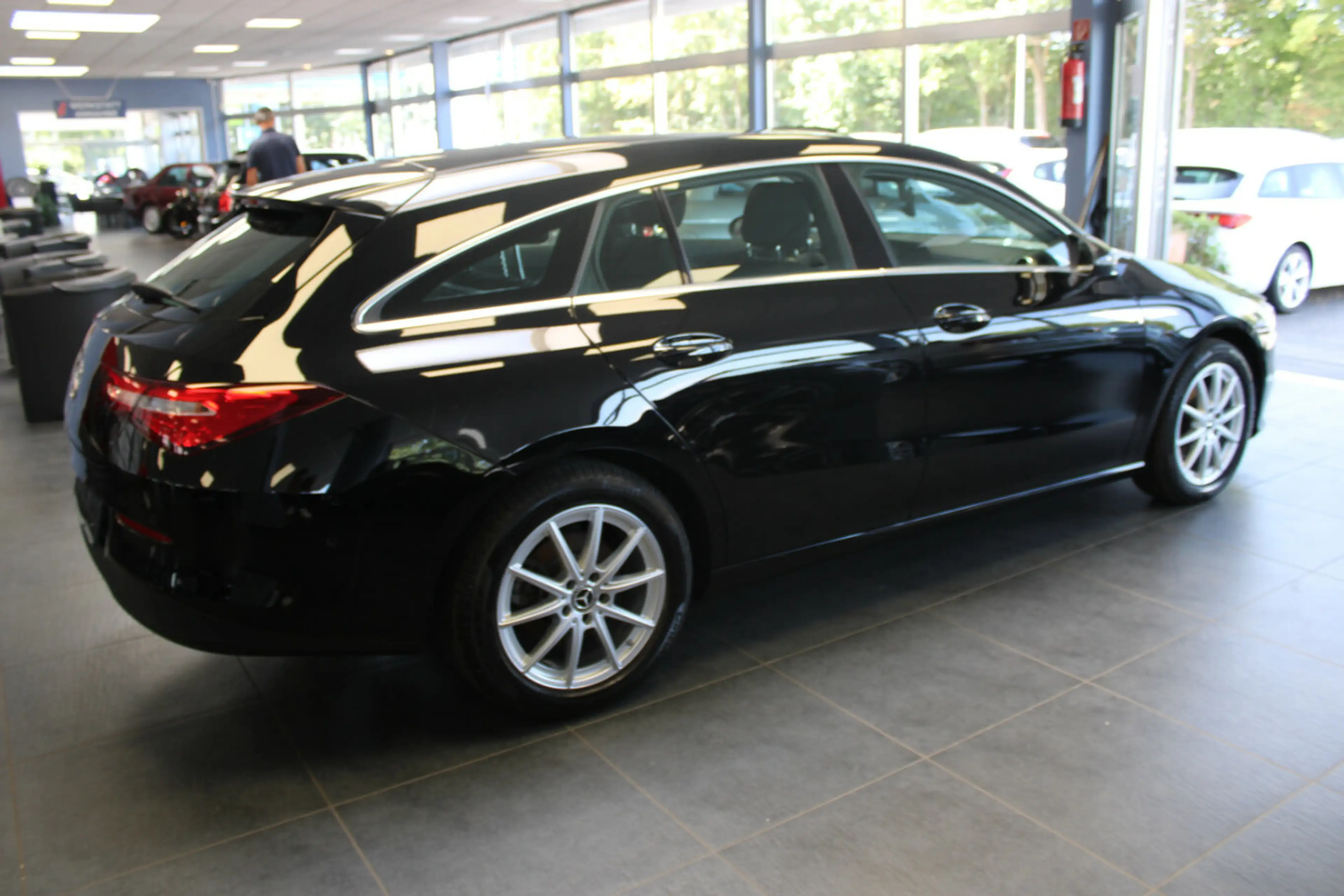 Mercedes-Benz CLA 180 7G-DCT Navi - BT. - Shz. — photo 7