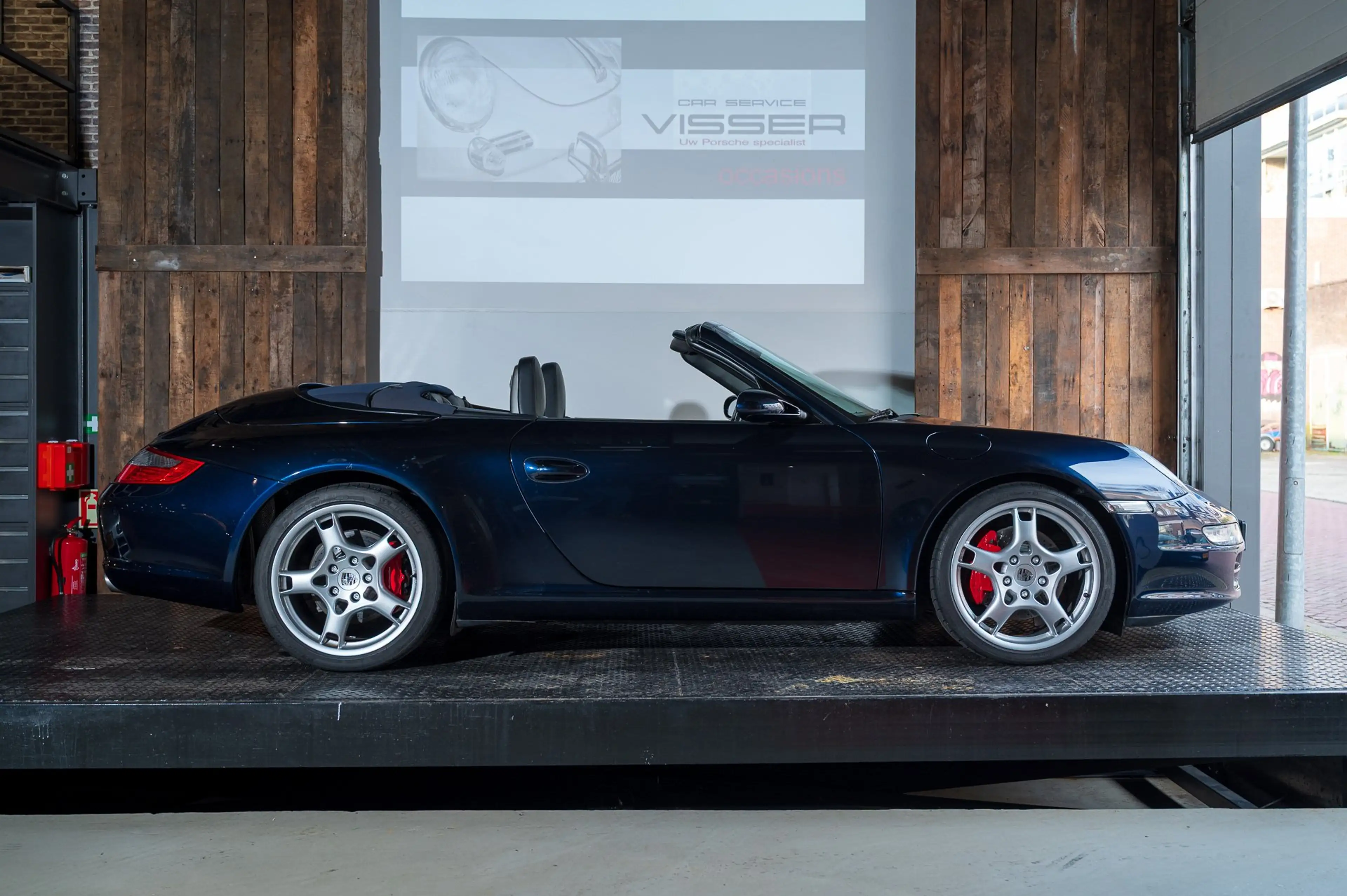 Porsche 997 Carrera S Cabrio Nachtblau-met. gereviseerde motor — photo 2
