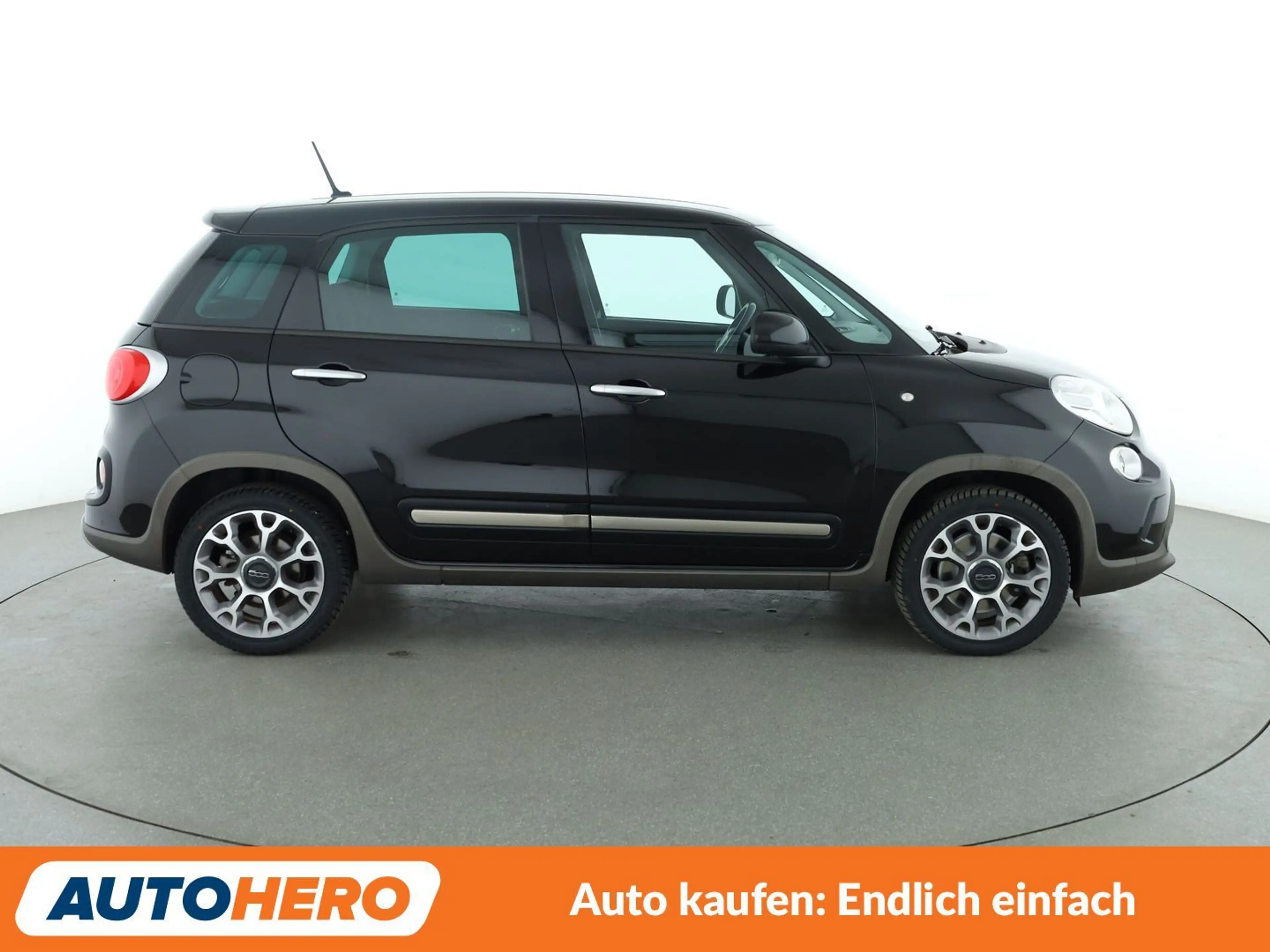 Fiat 500L 1.4 Turbo Trekking*NAVI*TEMPO*PDC*ALU*LIM* — photo 7