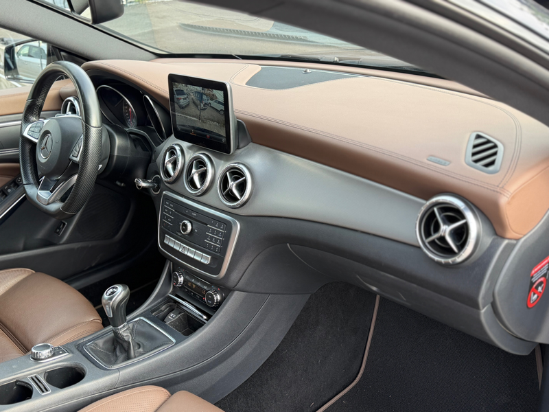 Mercedes-Benz CLA 180 CLA 180 d Business Solution AMG — photo 11