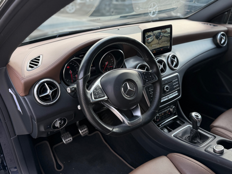 Mercedes-Benz CLA 180 CLA 180 d Business Solution AMG — photo 9
