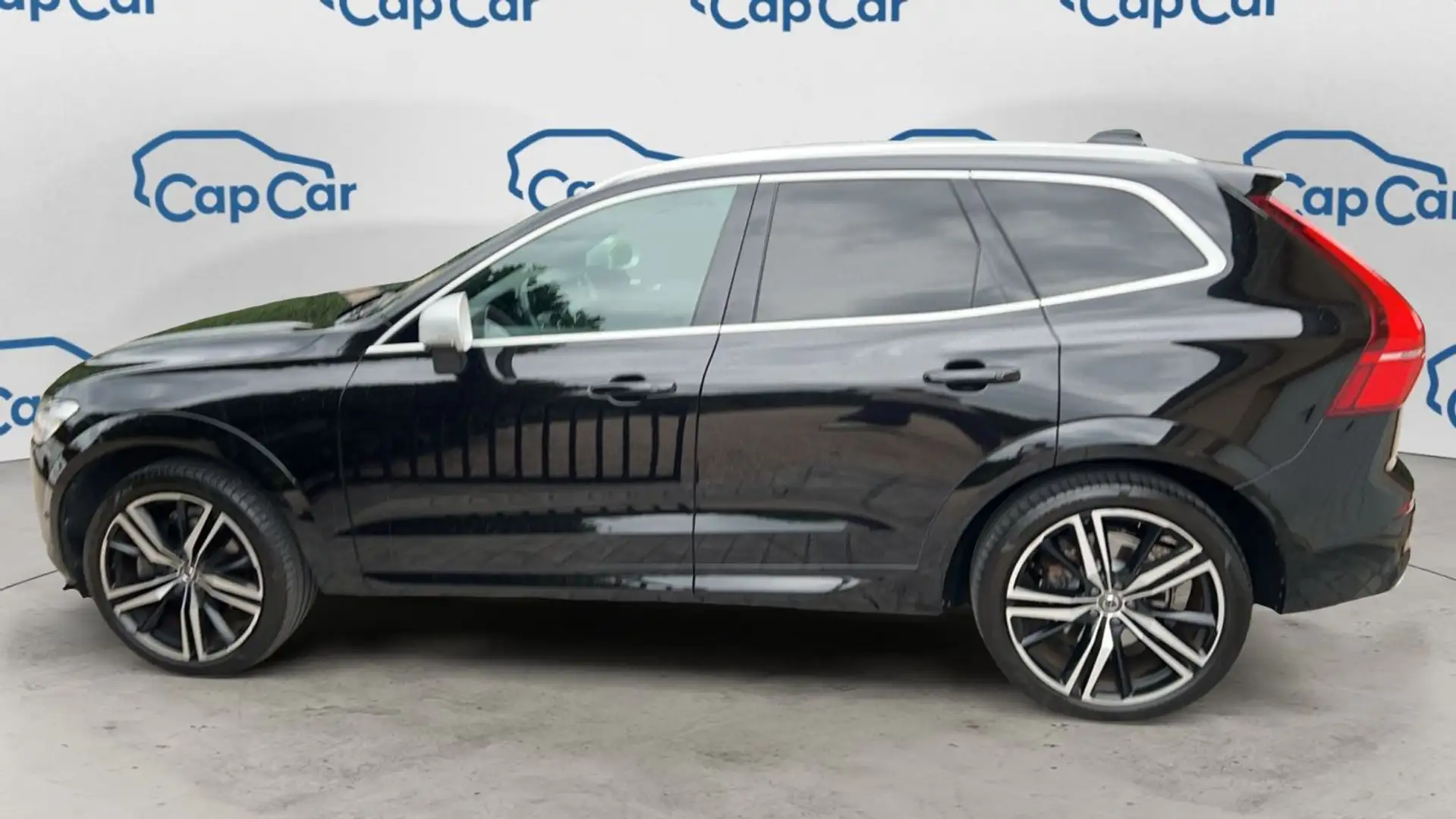 Volvo XC60 2.0 D5 235 AWD Geartronic 8 R-Design - Automatique Noir - 2