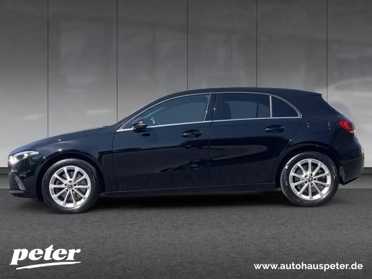 Mercedes-Benz A 250 e Style/LED/Panorama-SD/Kamera/Navigation/ Schwarz - 2
