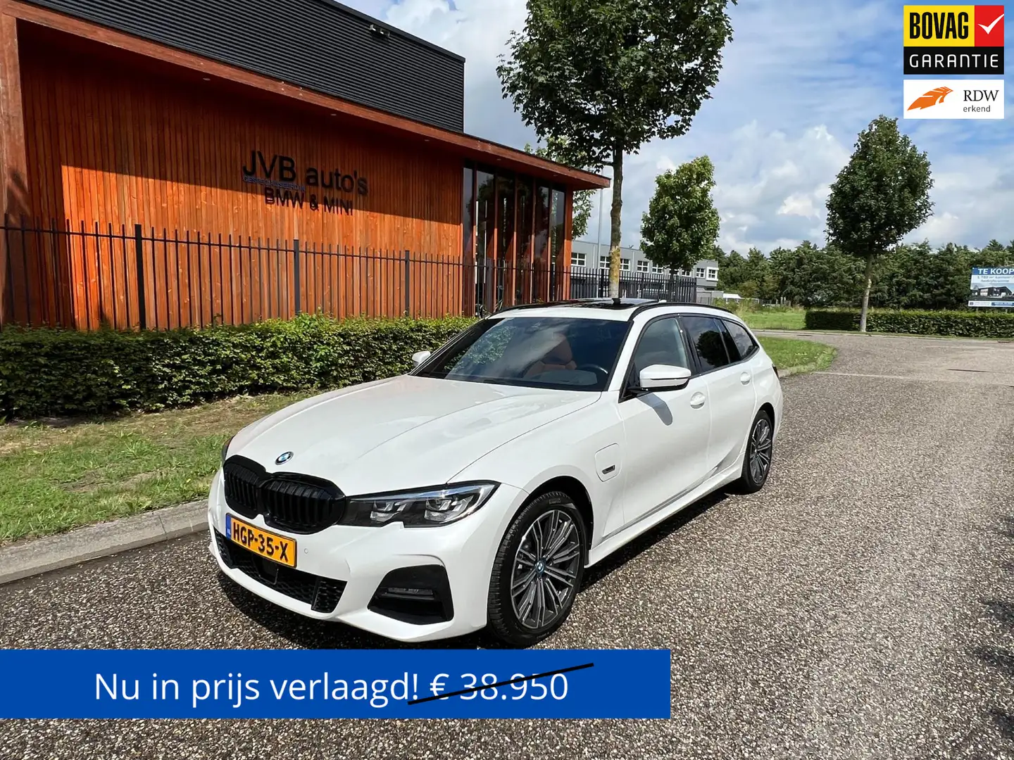 BMW 330 3-serie Touring 330e xDrive M- Sport, SoH 93% M- s Weiß - 1