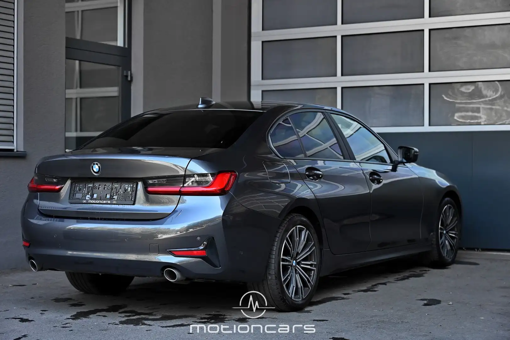 BMW 318 - 318d  Pickerl NEU Gris - 2