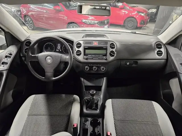 Volkswagen Tiguan view 10