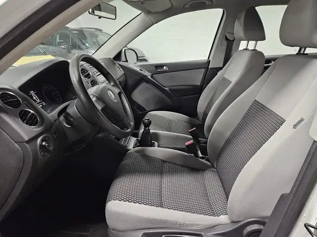 Volkswagen Tiguan view 8