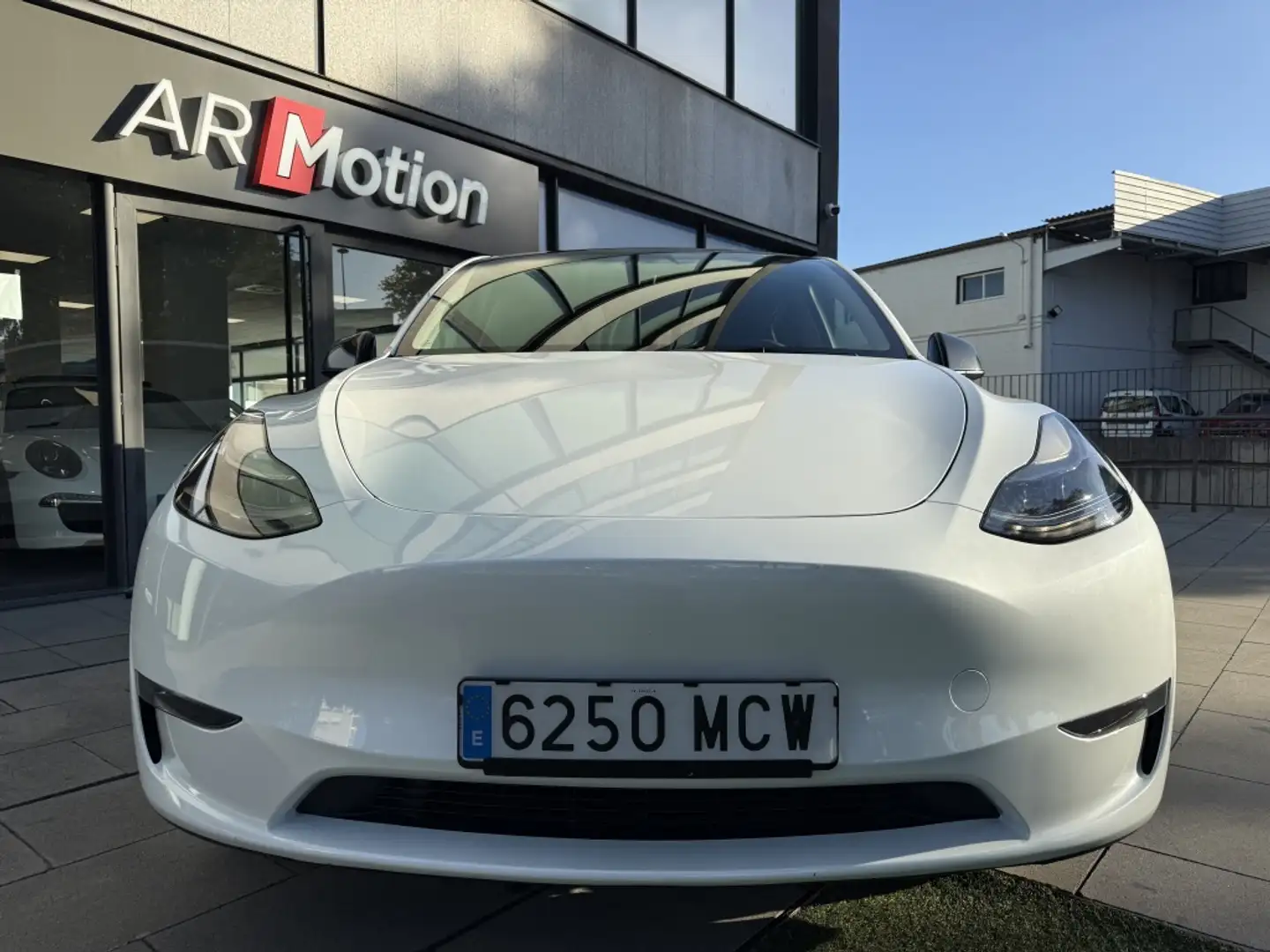 Tesla Model Y Gran Autonomia AWD Blanco - 2