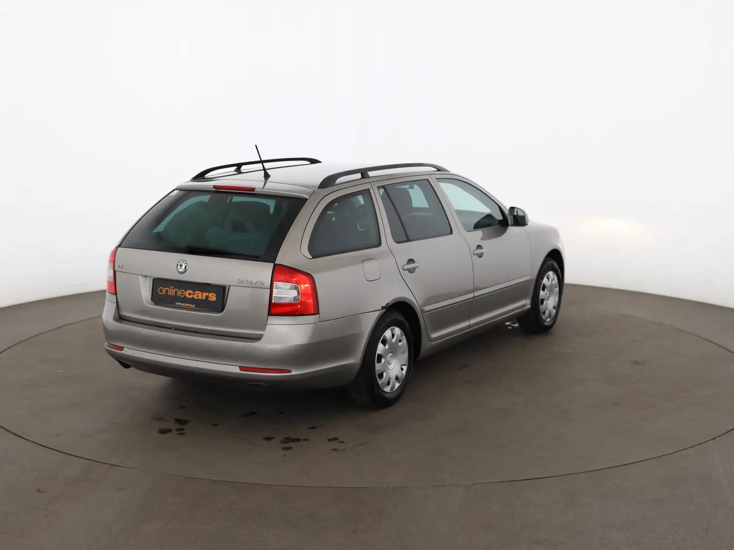 Skoda Octavia Combi 1.6 TDI Elegance SITZHZG KLIMA PDC Beige - 2