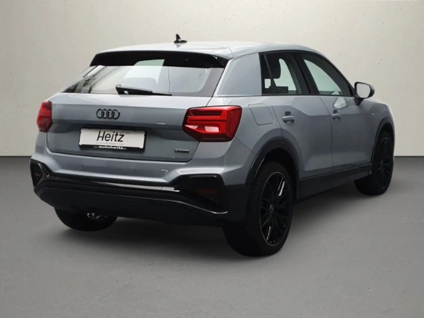 Audi Q2 40 TFSI quattro S tronic S line Navi Leder Grau - 2