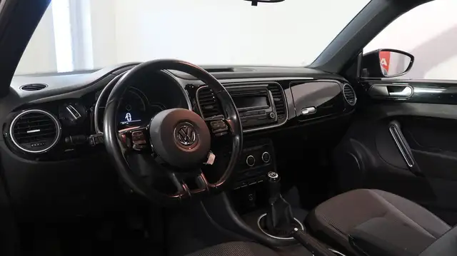 Volkswagen Beetle view 2