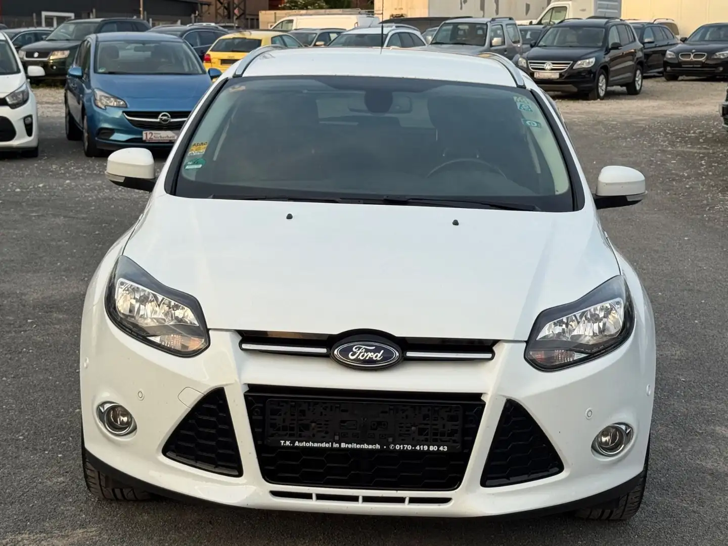 Ford Focus Turnier Titanium/ST-Line Weiß - 2
