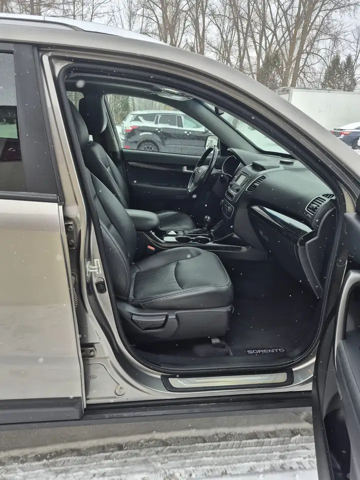 Kia Sorento снимка Kia Sorento