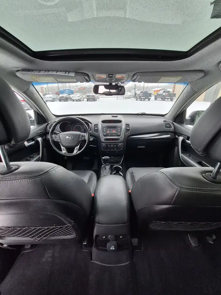 Kia Sorento снимка Kia Sorento