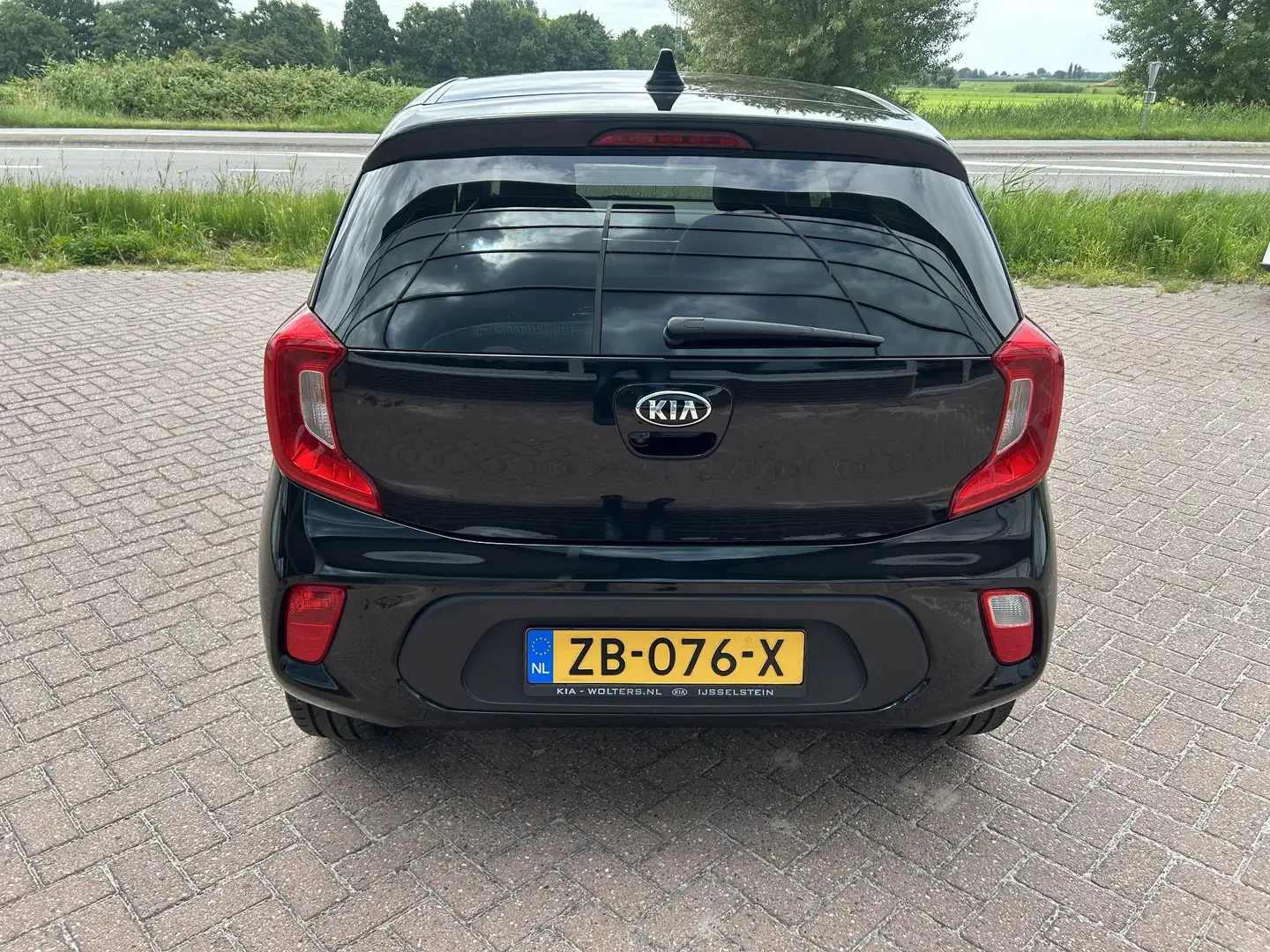Kia Picanto 1.0 CVVT Design Edition Dealeronderhouden |Navi | Noir - 2