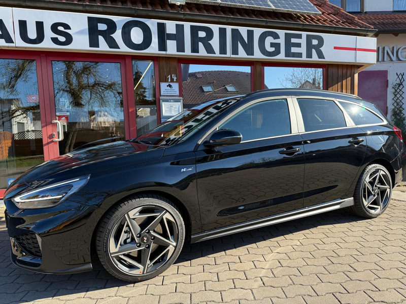 Hyundai i30 Kombi N-Line 1.6T-GDI DCT7-Navi-18Alu-Winterpaket- — photo 4