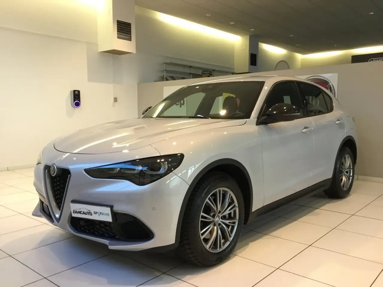 Alfa Romeo Stelvio 2023
