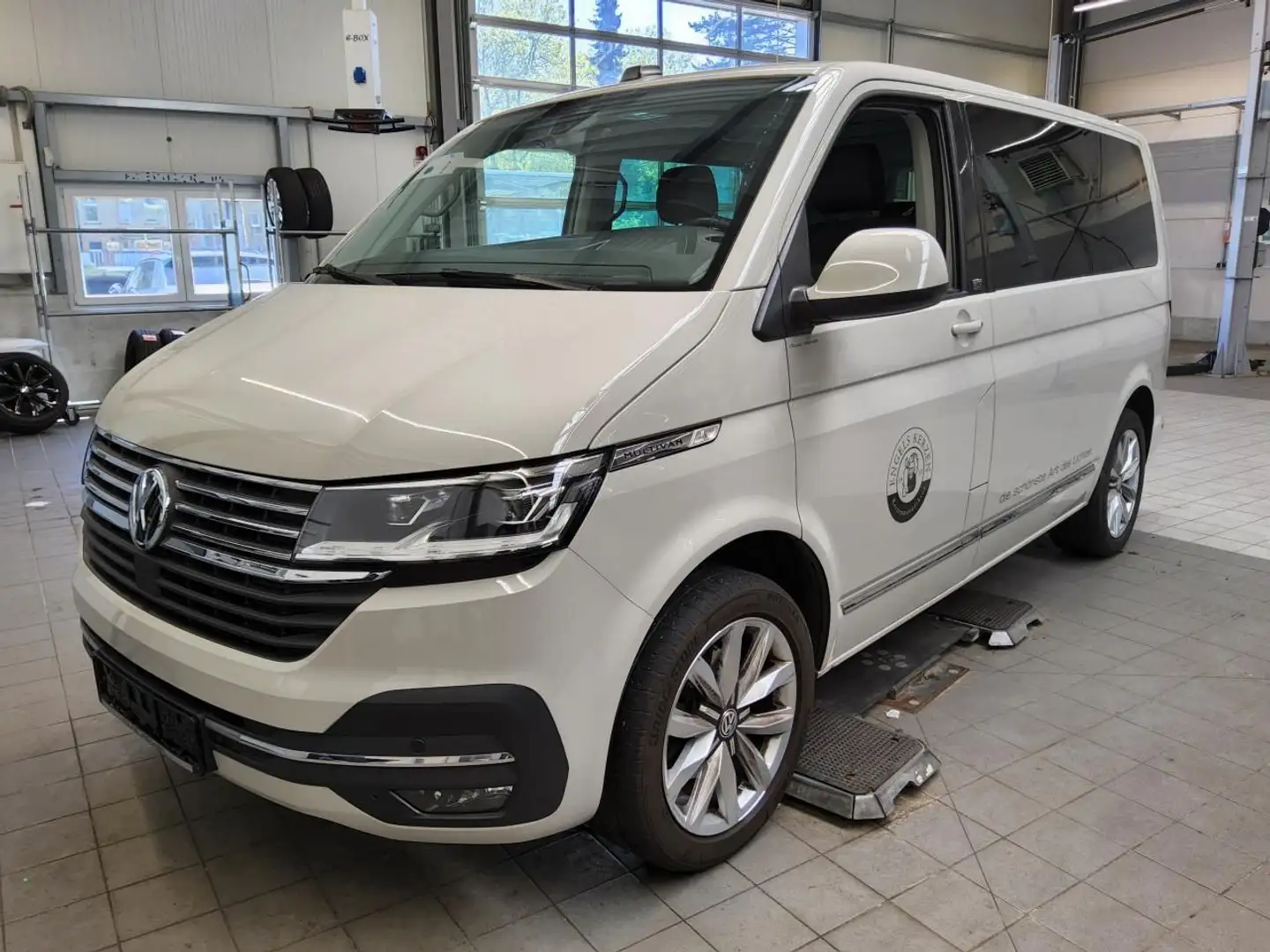 Volkswagen T6 Multivan T6.1Multivan SIX/Leder/Navi/Asiss/Kamera/I Hand Gris - 1
