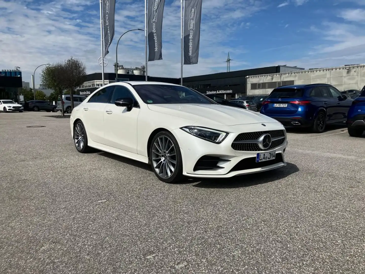 Mercedes-Benz CLS 450 4M AMG SHD*HuD*Distr*360°*AIR*Burm*KeyGo Weiß - 2