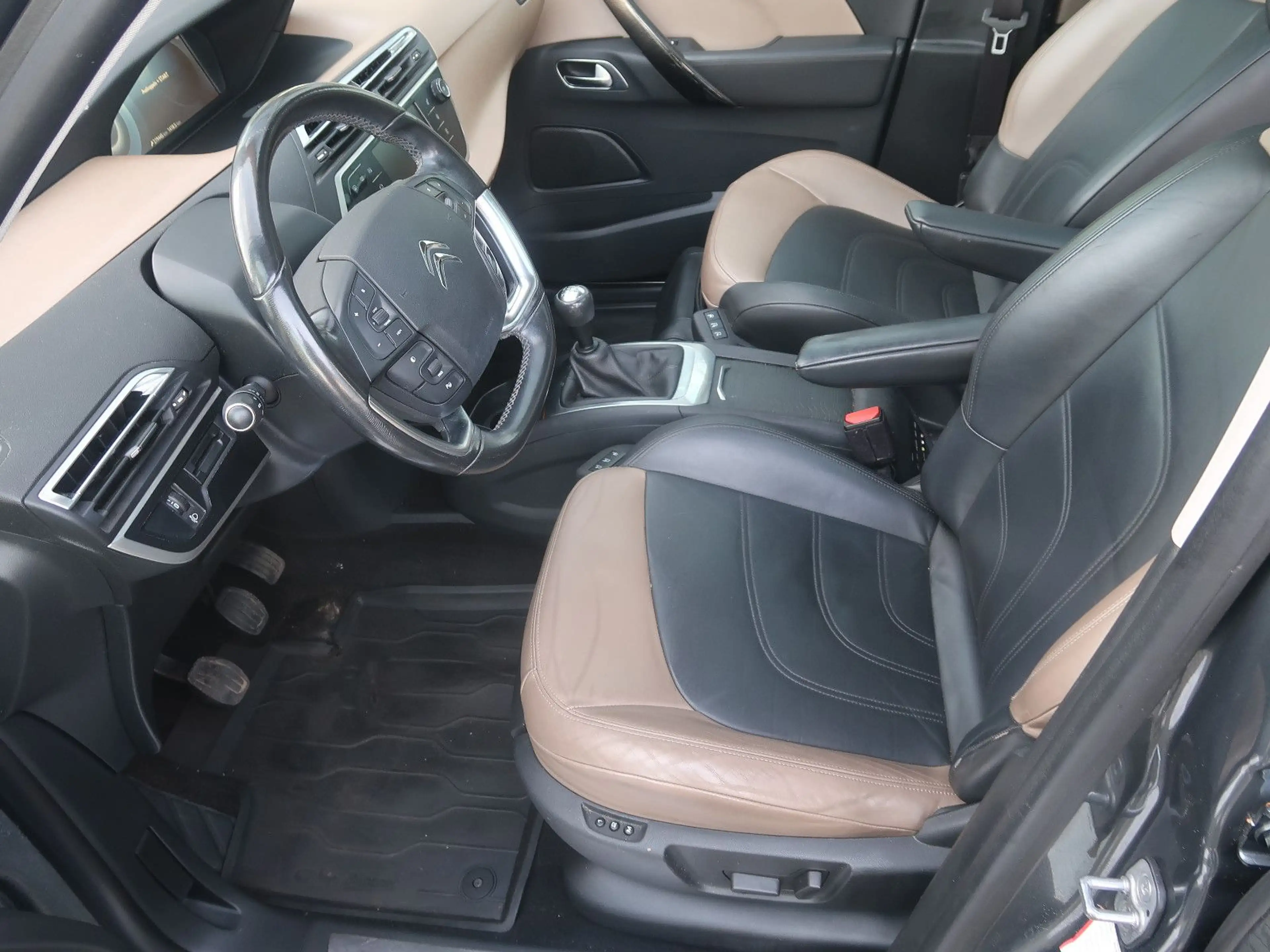 Citroen Grand C4 Picasso /Spacetourer Exclusive 7 Sitze — photo 13