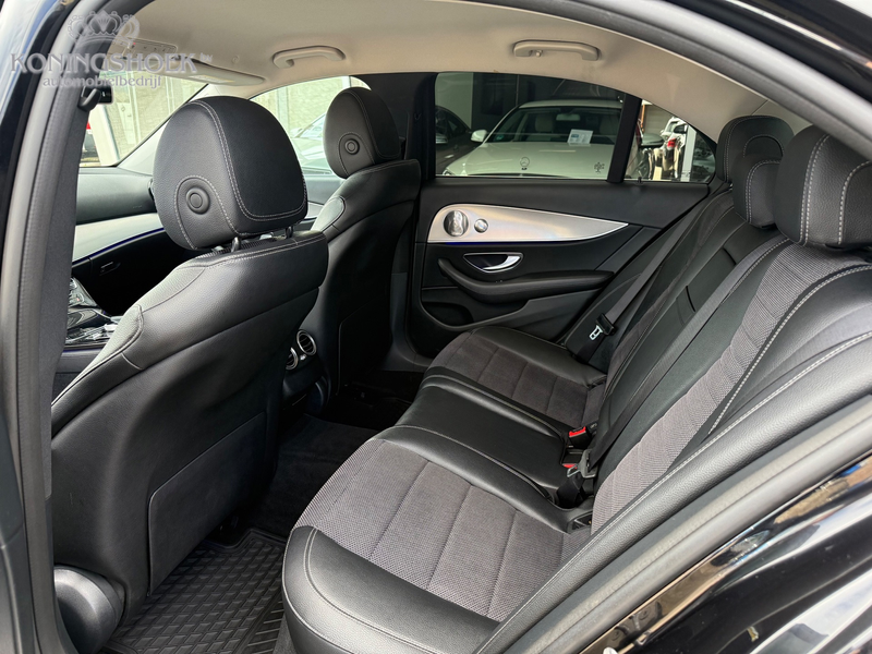 Mercedes-Benz E 350 e AMG — photo 11