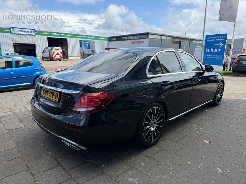 Mercedes-Benz E 350 e AMG — photo 3