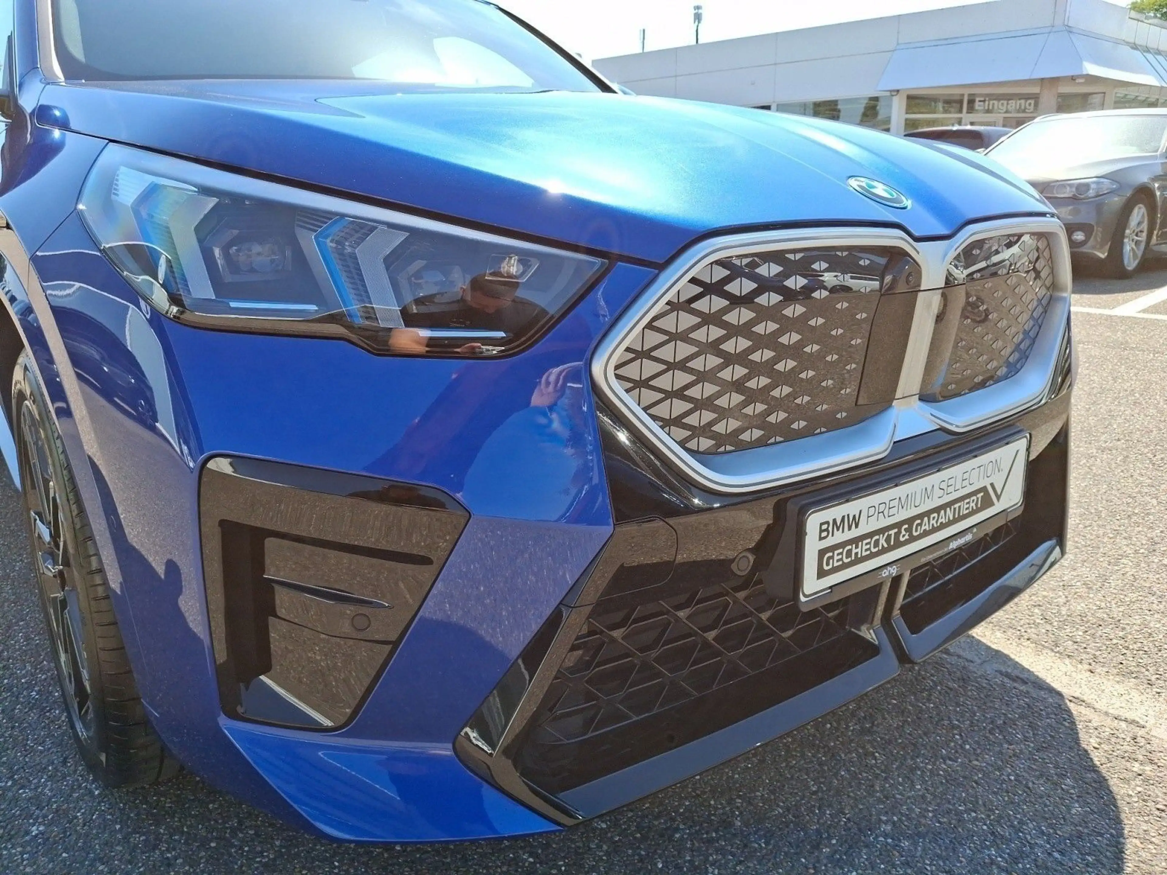 BMW iX2 ix2 xDrive30 M SPORT Head-Up AHK Iconic Glow Dri — photo 10