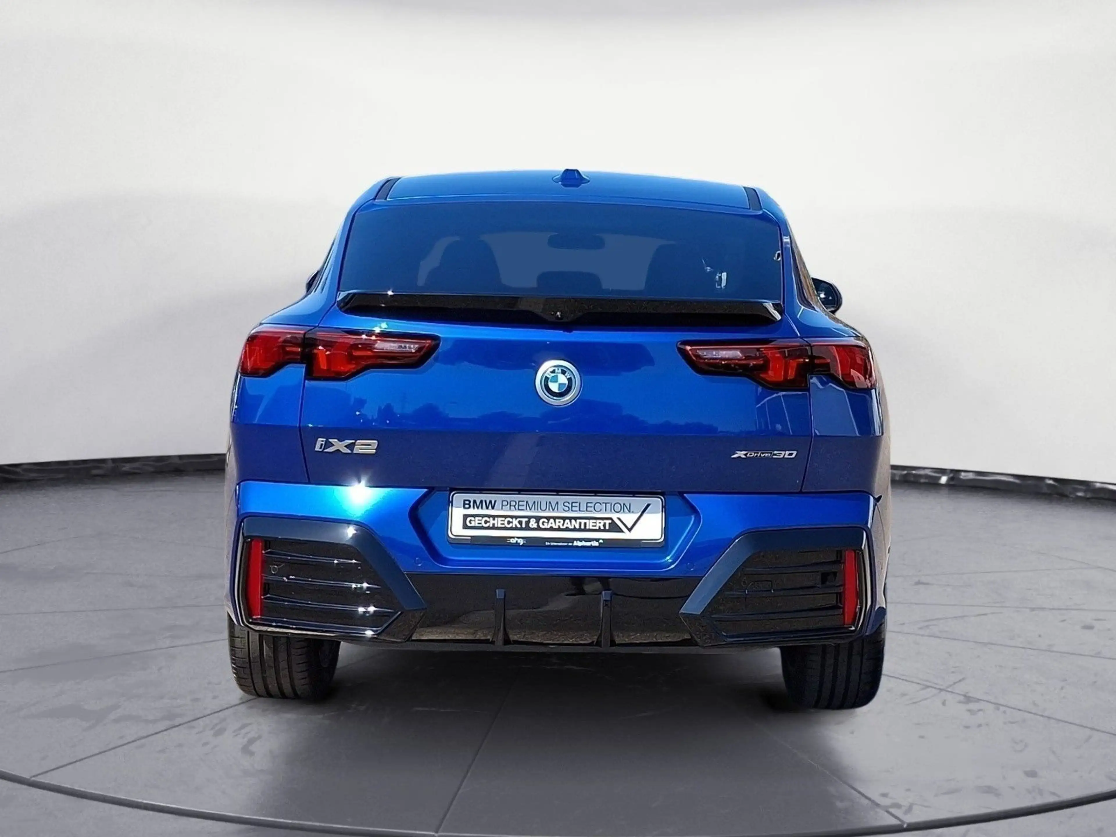 BMW iX2 ix2 xDrive30 M SPORT Head-Up AHK Iconic Glow Dri — photo 6