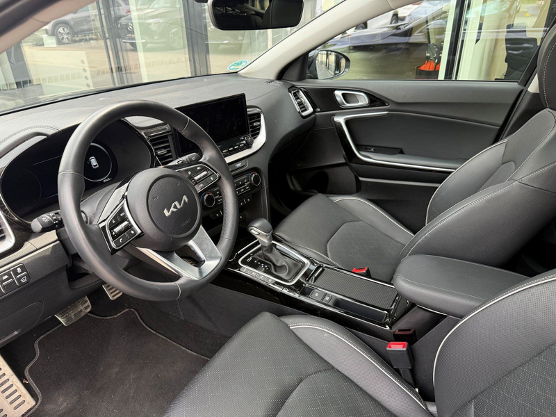 Kia Ceed SW / cee'd SW Ceed 1.5 T-GDI Platinum Edition SHD MEMORY LEDER — photo 6