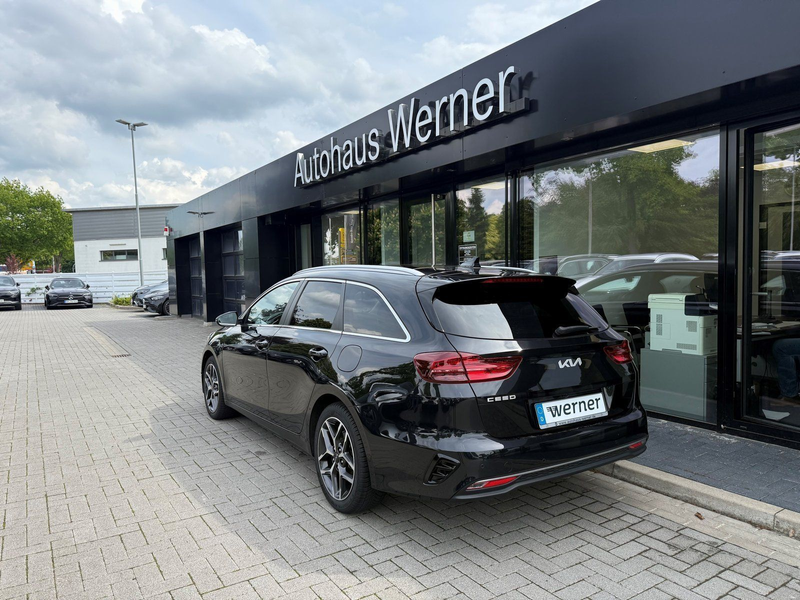 Kia Ceed SW / cee'd SW Ceed 1.5 T-GDI Platinum Edition SHD MEMORY LEDER — photo 4
