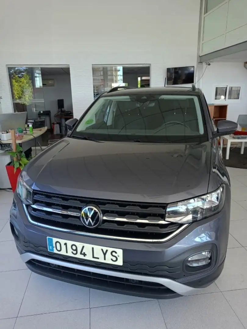 Volkswagen T-Cross 1.0 TSI Advance Gris - 1