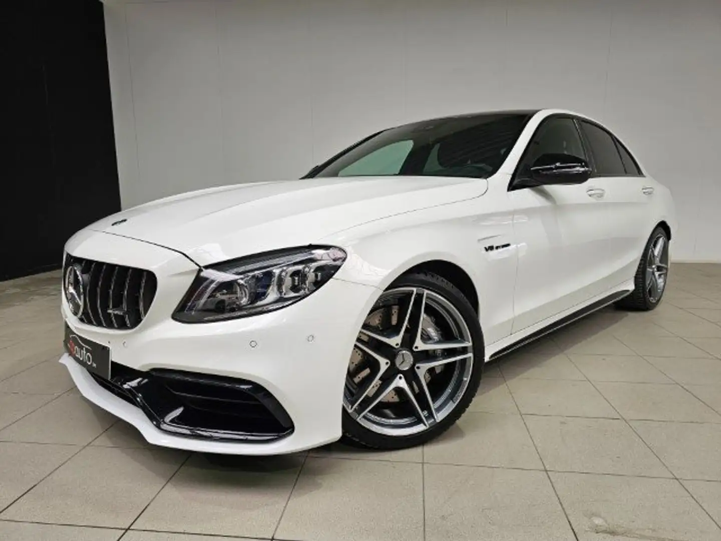 Mercedes-Benz C 63 AMG AMG C 63 AMG V8 Turbo Wit - 1